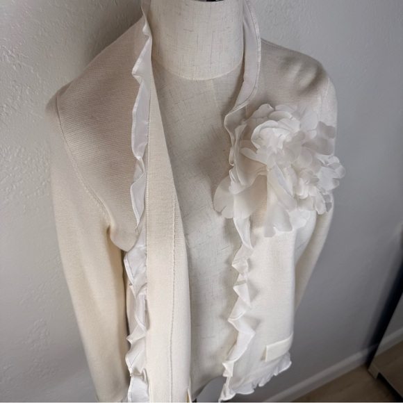 Emanuel Ungaro Ryann Ivory Knit Ruffle Cardigan Silk Floral Appliqué NWT M
